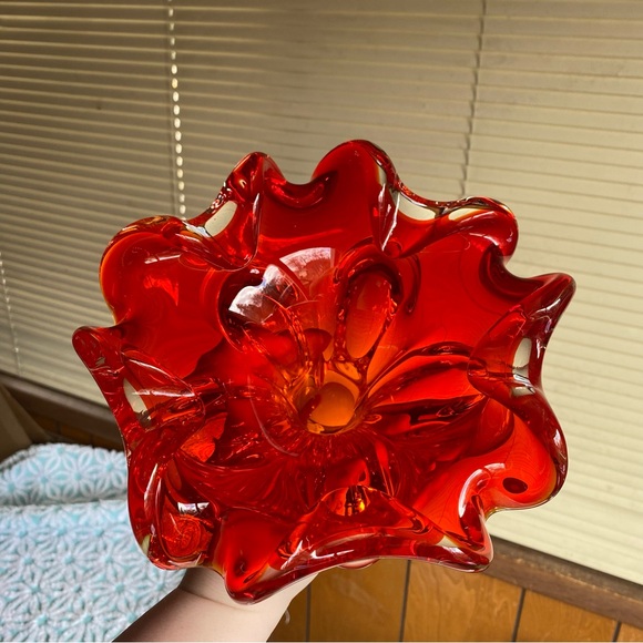 Vintage Art glass ruffle edge candy dish red orange chalet style glass MCM - Picture 3 of 9